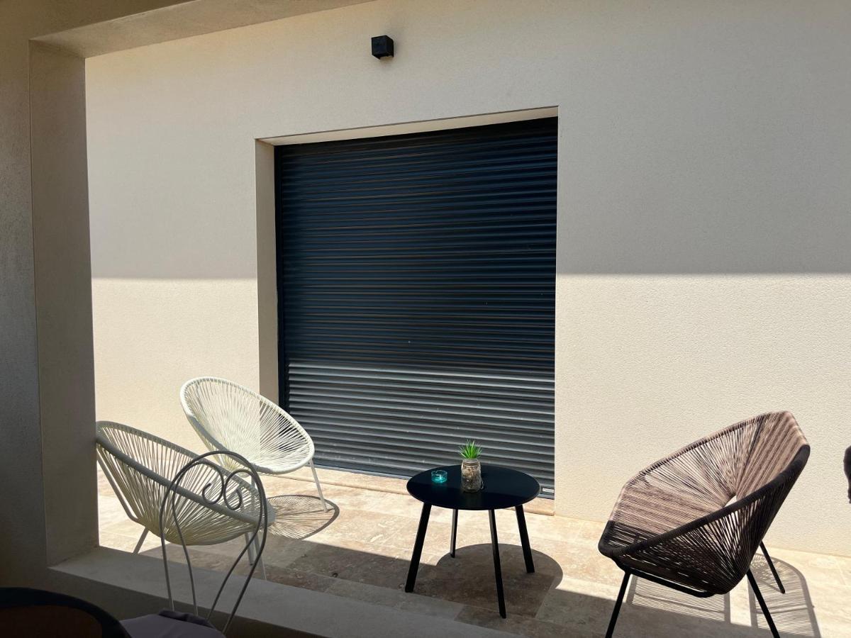 En Apparte Arles Bagian luar foto
